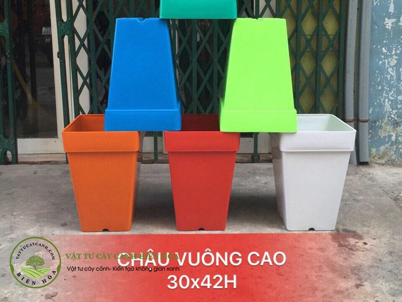 Chậu vuông cao